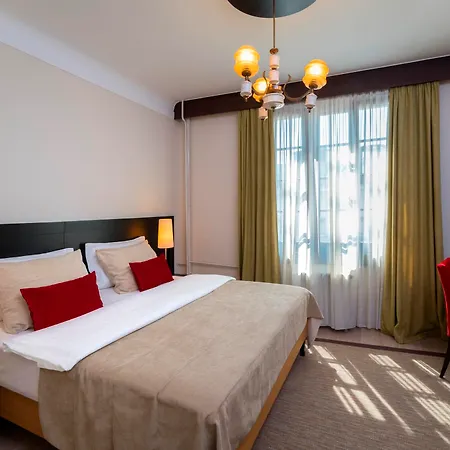 Mercure Excelsior 4*